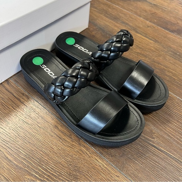 🆕 SODA slip on braided sandal SZ 6.5 - Picture 1 of 4